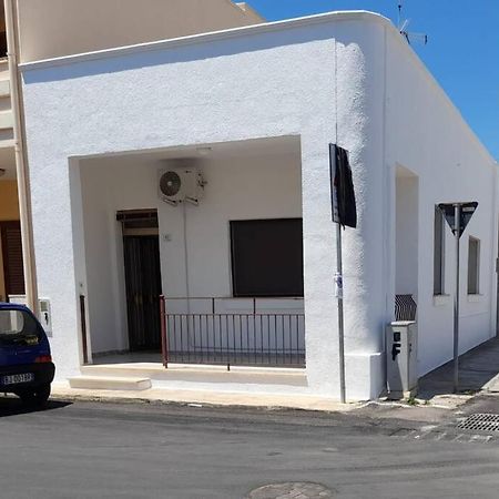 Vacanza A Due Passi Dal Mare Torre San Giovanni Ugento Eksteriør billede
